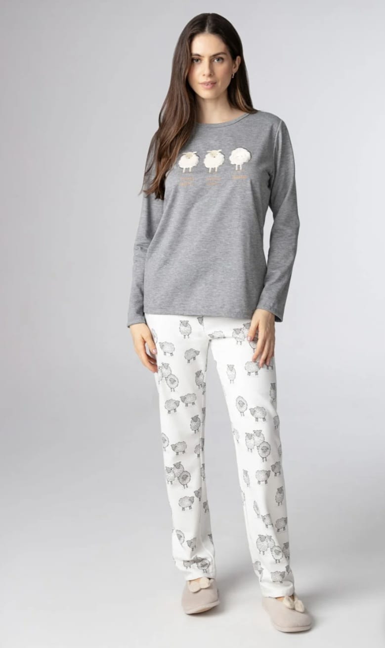 Pijama feminino manga longa em Moletinho